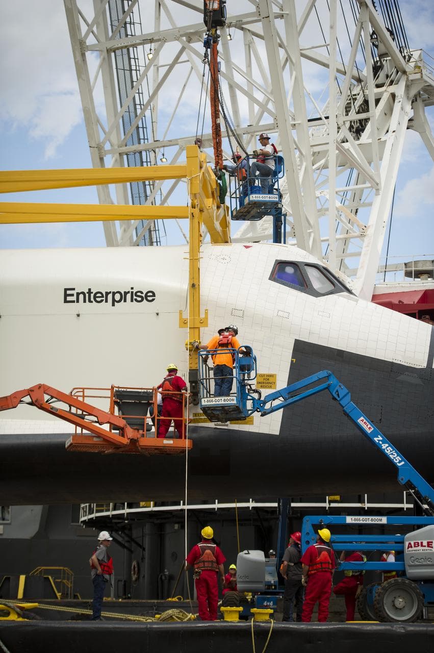 Space Shuttle Enterprise Move to Intrepid