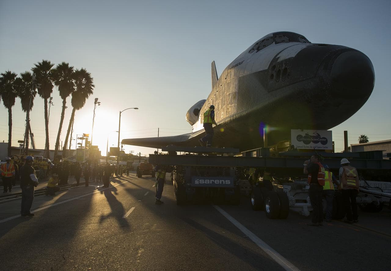 Space Shuttle Endeavour Move