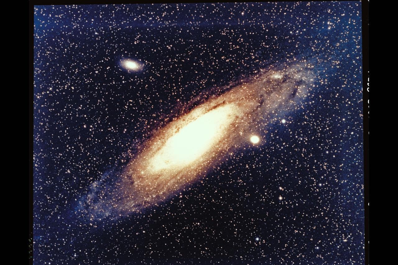 ARC-1983-AC83-0565-2