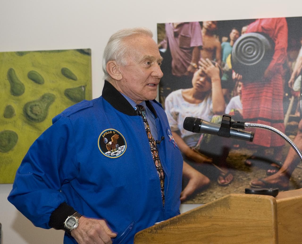 ARC-2009-ACD09-0054-032