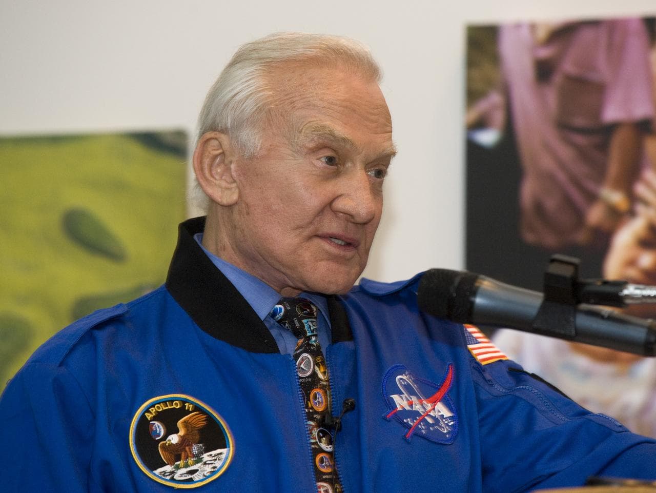 ARC-2009-ACD09-0054-036