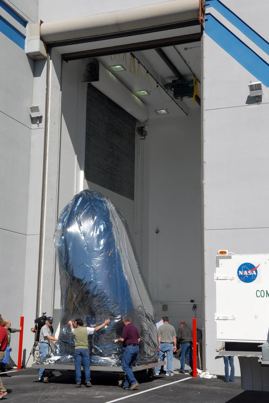 KSC-2009-1475