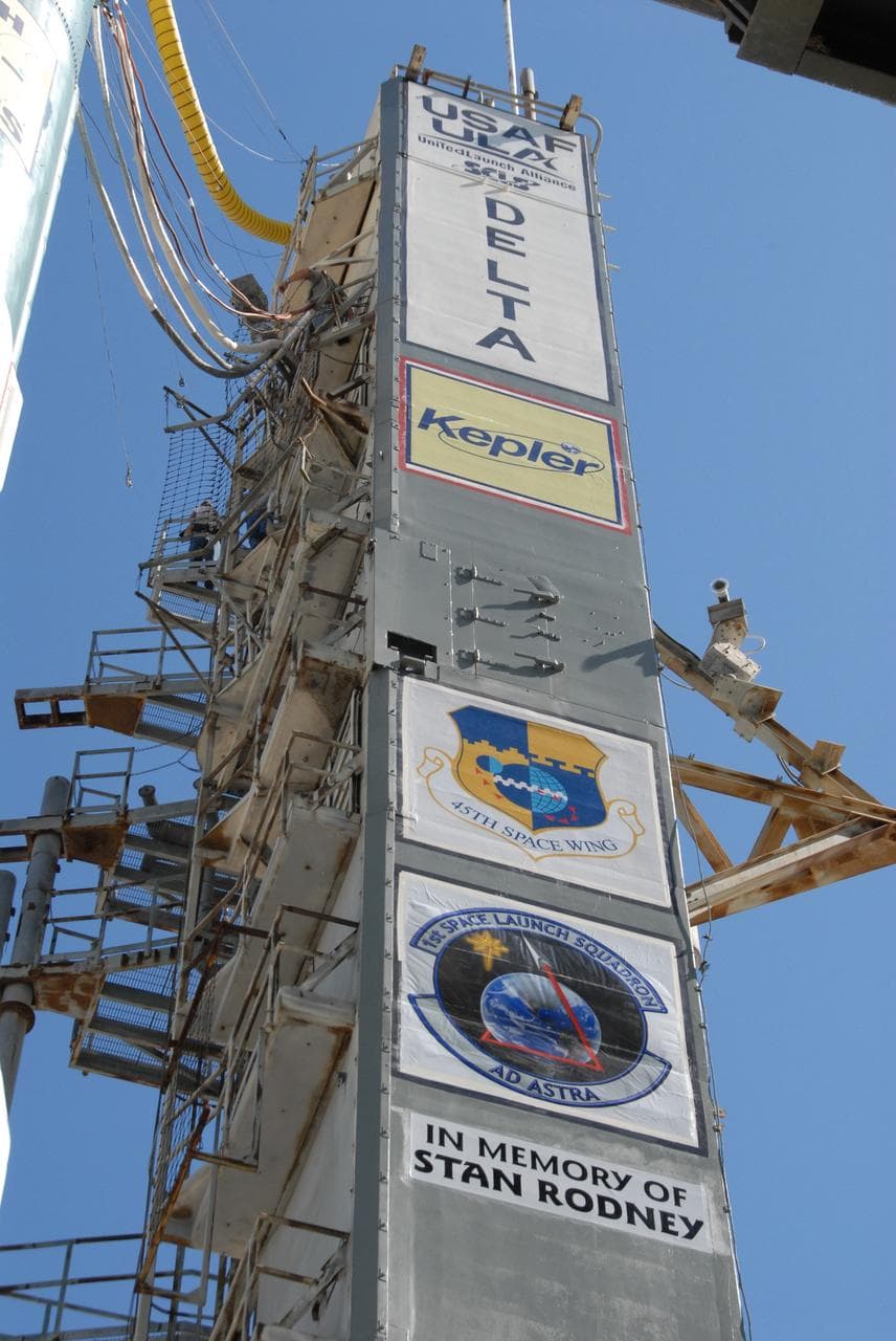 KSC-2009-1957