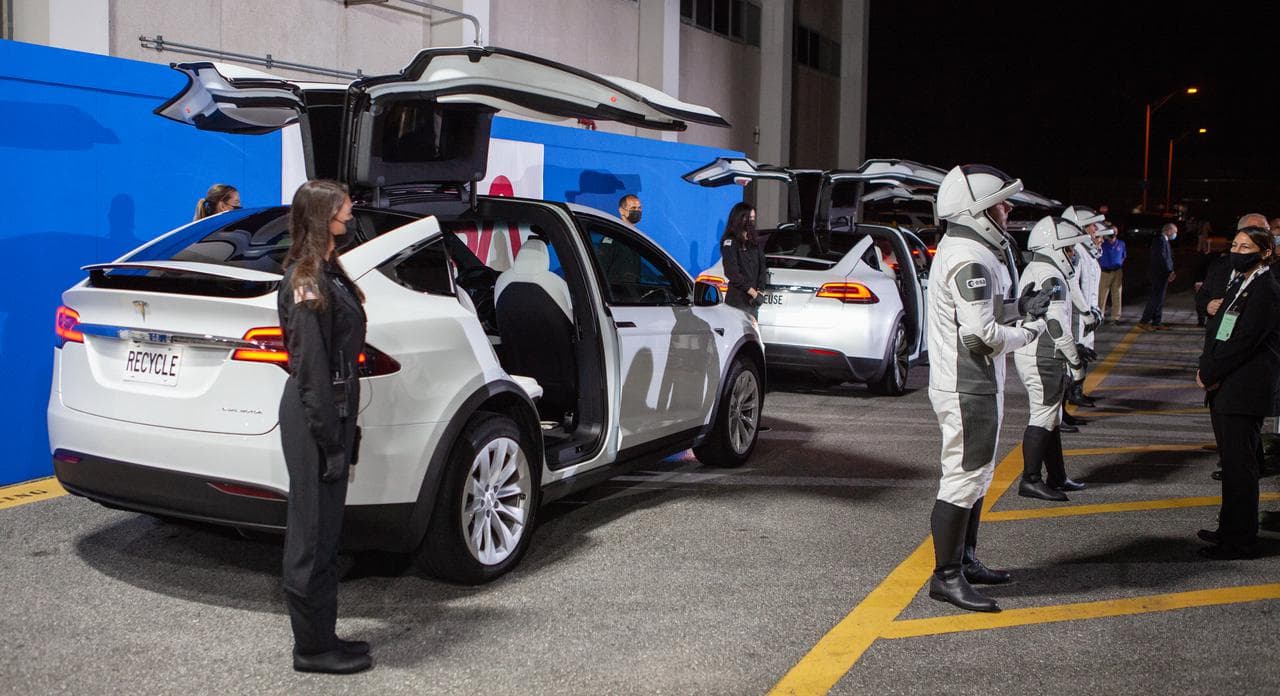SpaceX Crew-2 Astronaut Walk-Out