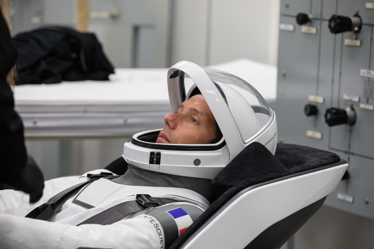 SpaceX Crew-2 Astronaut Suit-Up