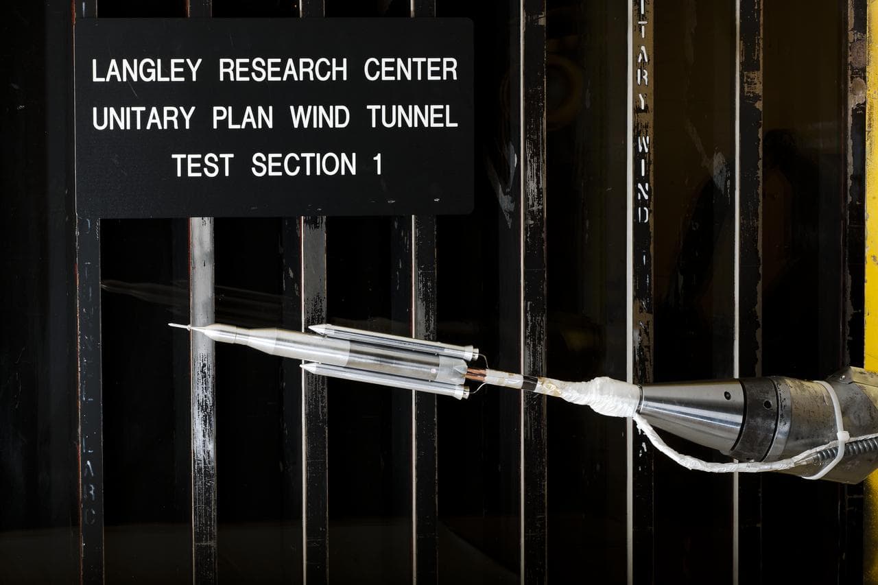 0.4 Percent Scale Space Launch System Wind Tunnel Test 