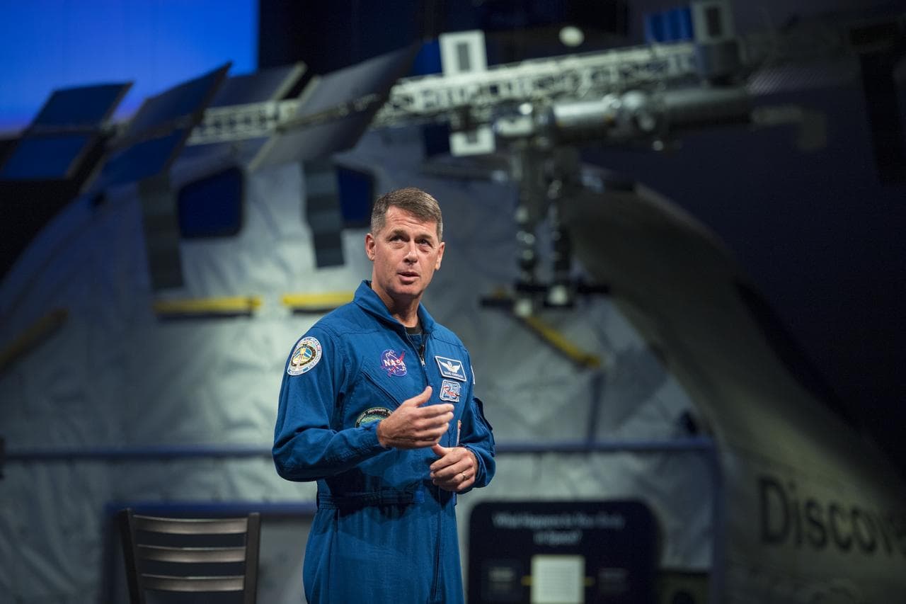 Astronaut Shane Kimbrough at Air and Space Museum