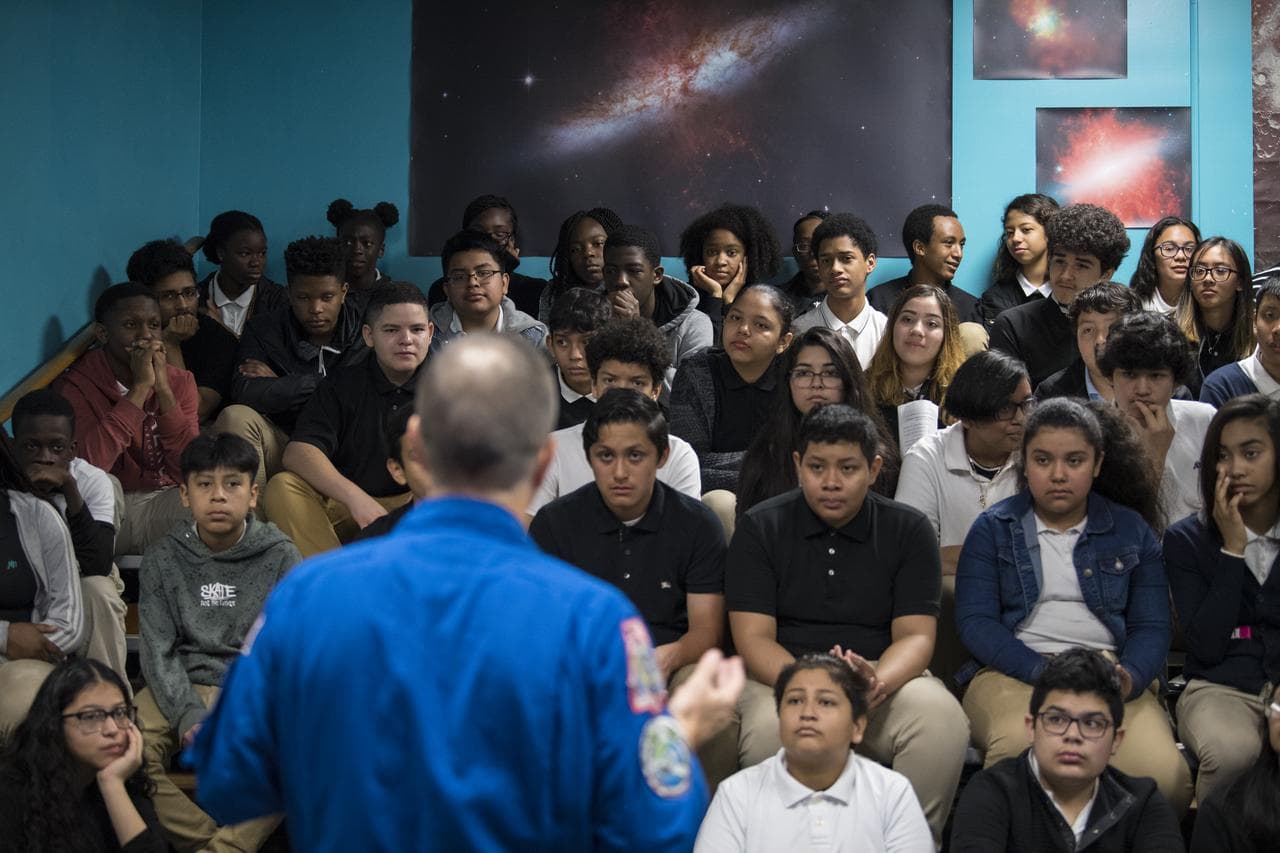 Astronaut Ricky Arnold at Challenger Center