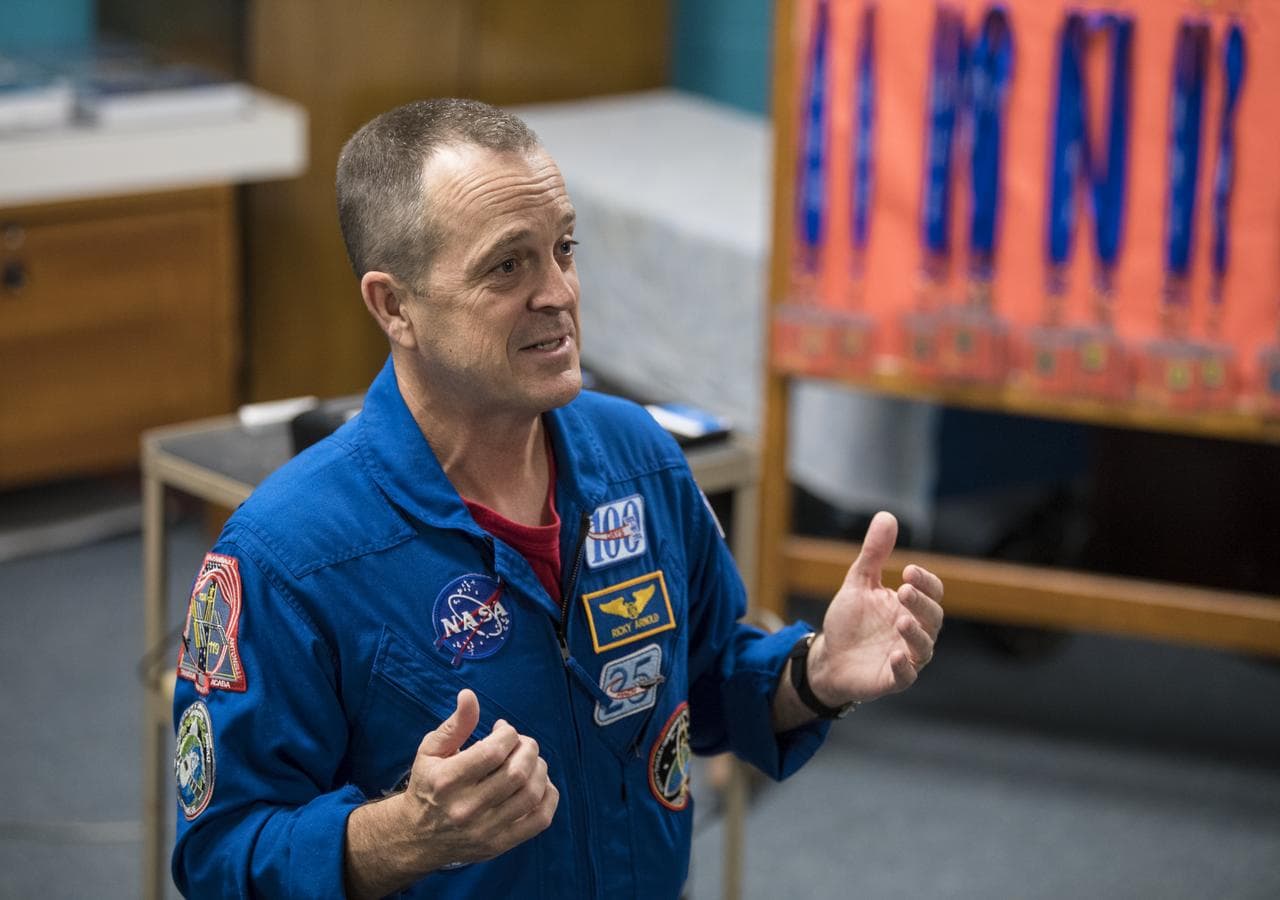 Astronaut Ricky Arnold at Challenger Center