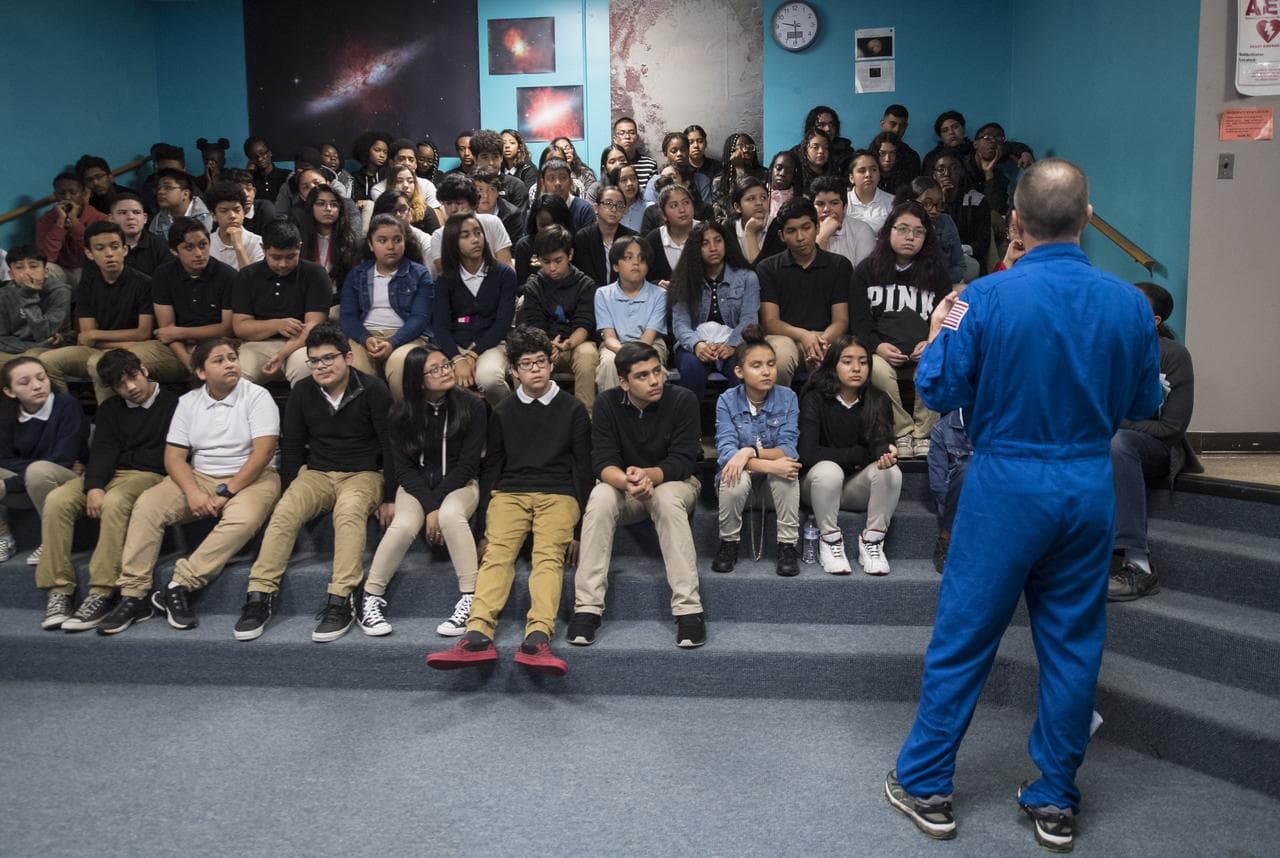 Astronaut Ricky Arnold at Challenger Center