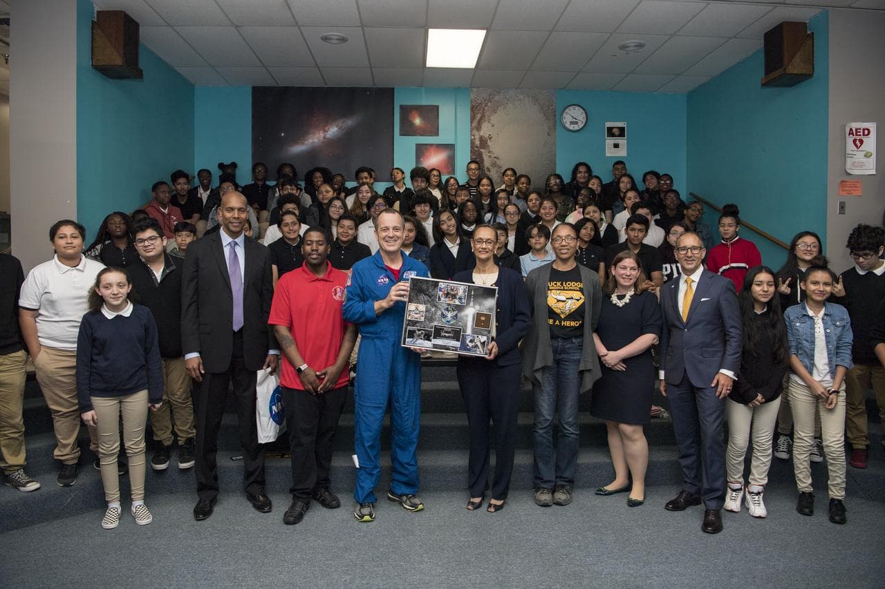 Astronaut Ricky Arnold at Challenger Center