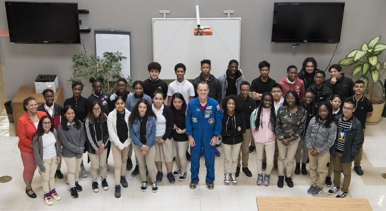 Astronaut Ricky Arnold at Challenger Center