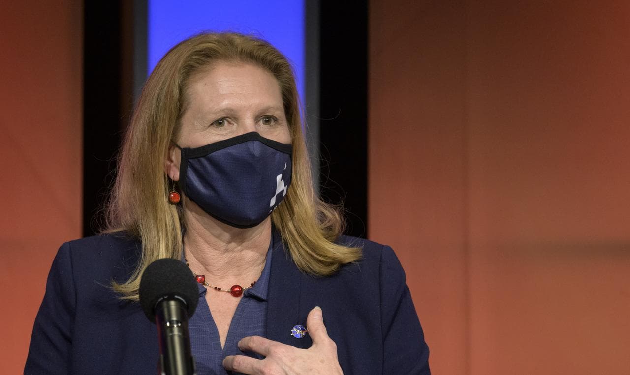 Mars 2020 Post-Landing Briefing