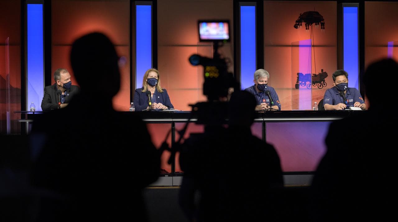 Mars 2020 Post-Landing Briefing