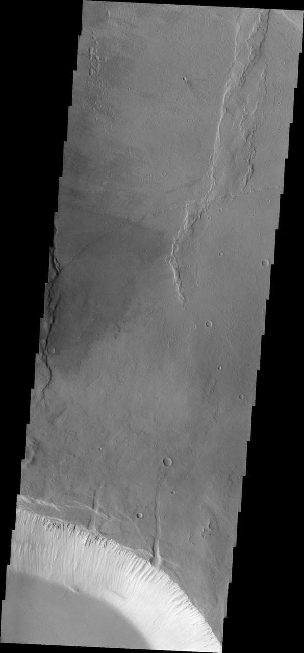 Investigating Mars: Pavonis Mons