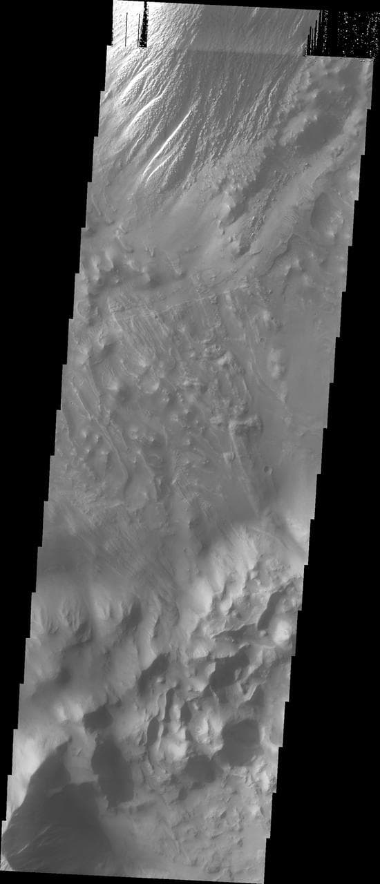 Investigating Mars: Tithonium Chasma