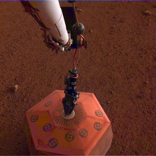SEIS Deployed on Mars
