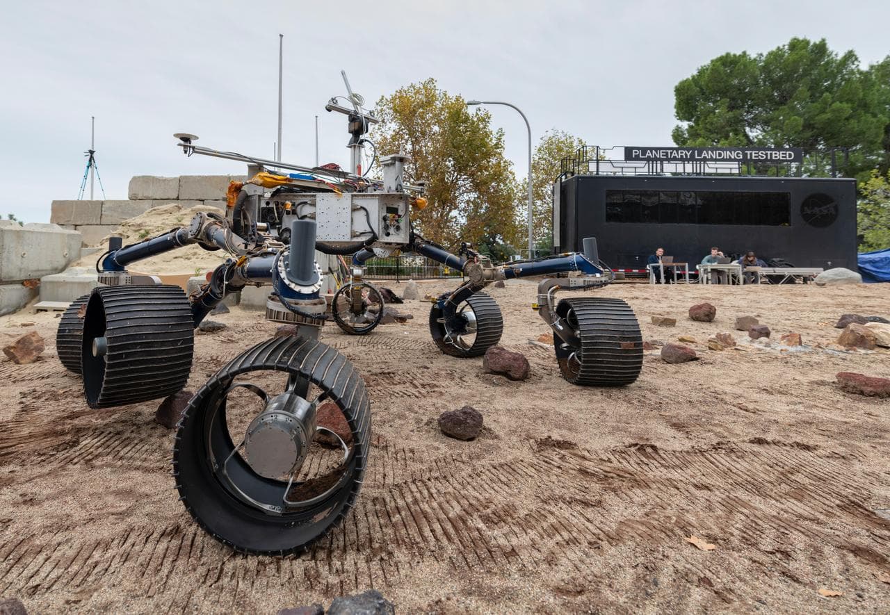 Mars 2020 Makes Tracks for the Red Planet in the Mars Yard