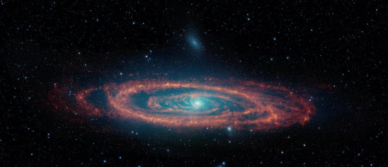 The Infrared Face of the Andromeda Galaxy
