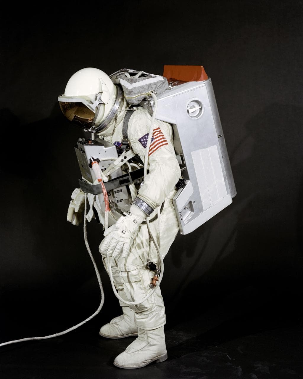 GEMINI-TITAN (GT)-8 - EXTRAVEHICULAR (EV) EQUIPMENT & SUIT - MSC