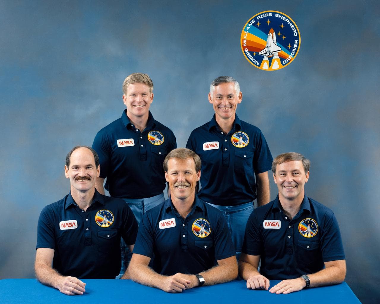 STS-27 ATLANTIS - ORBITER VEHICLE(OV)-104 - OFFICIAL CREW PORTRAIT