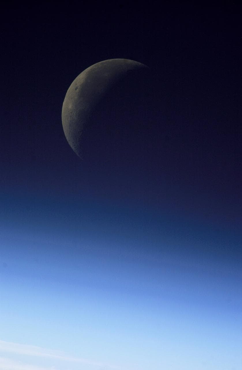 View of the Crescent Moon / moonset taken during Expedition 8