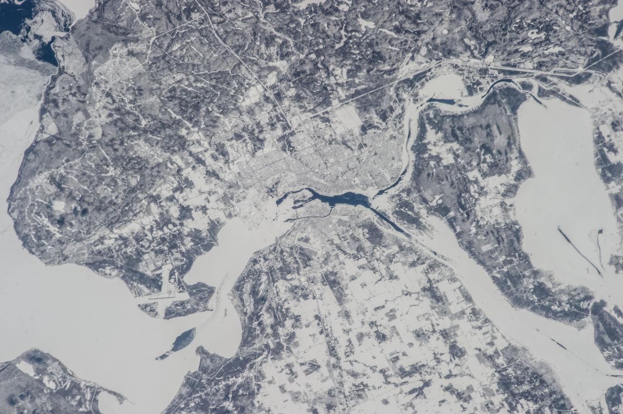 Earth Observations taken by the Expedition 35 Crew