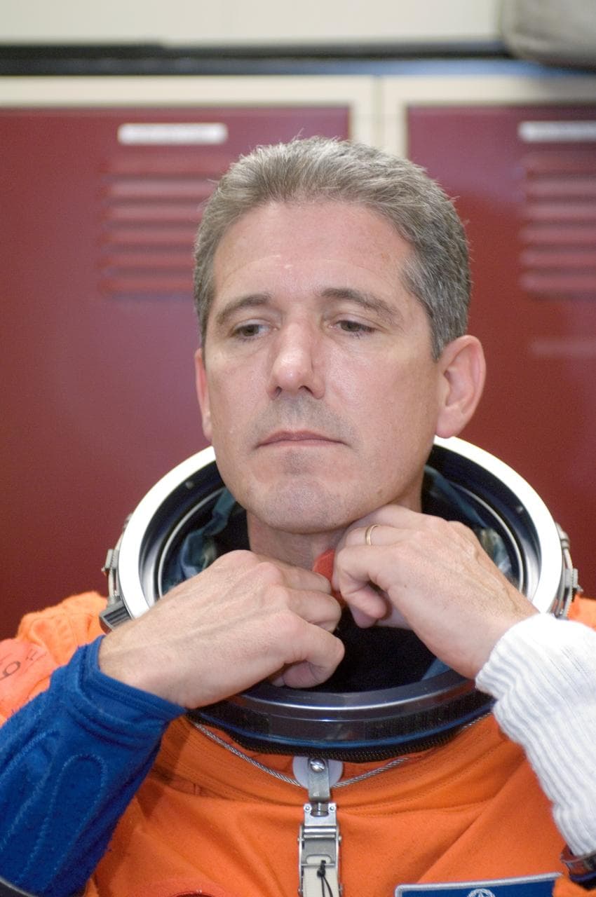 STS-125 Hubble Crew during their ASC/CAP/DESC Training