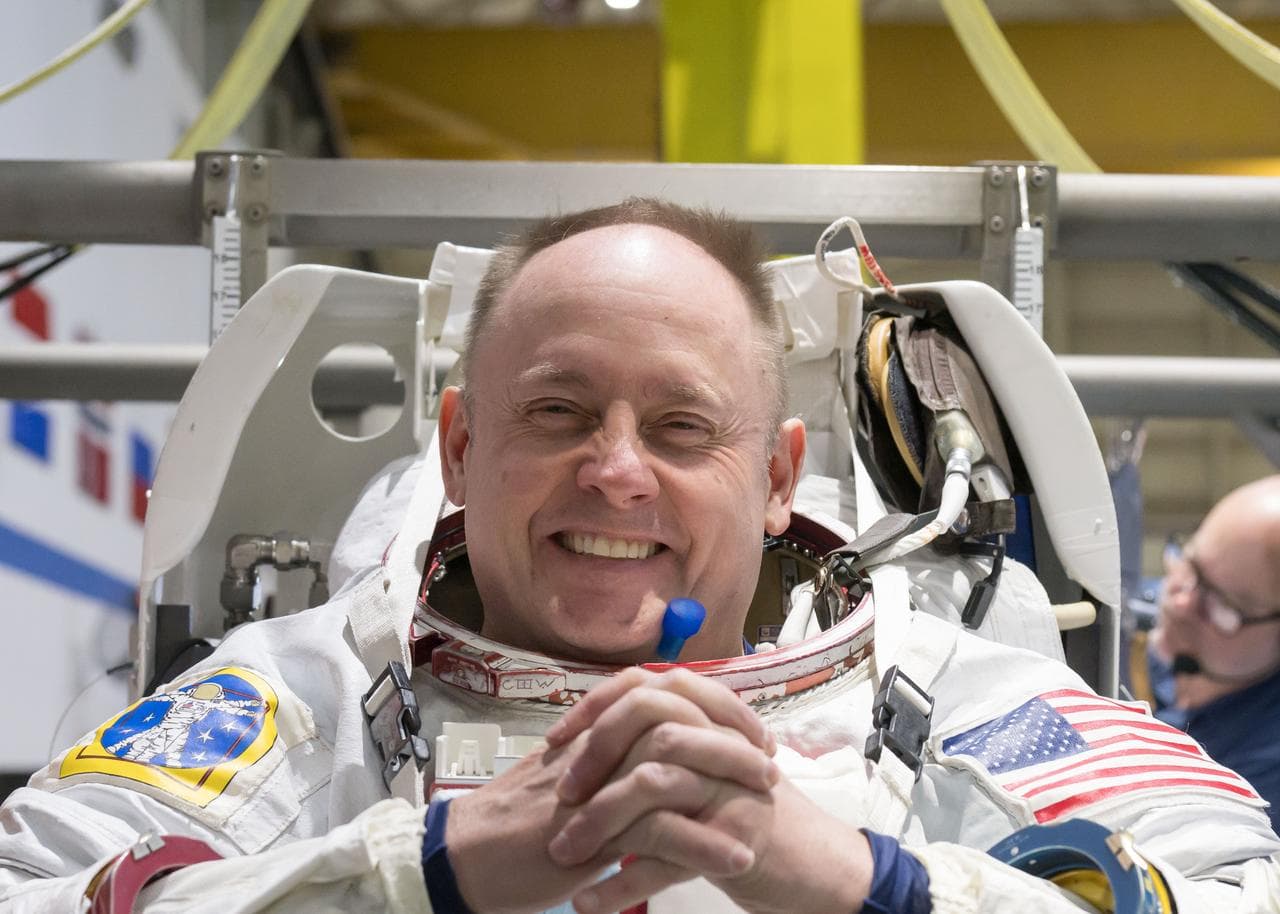 NASA astronaut Mike Fincke conducts training for a spacewalk 