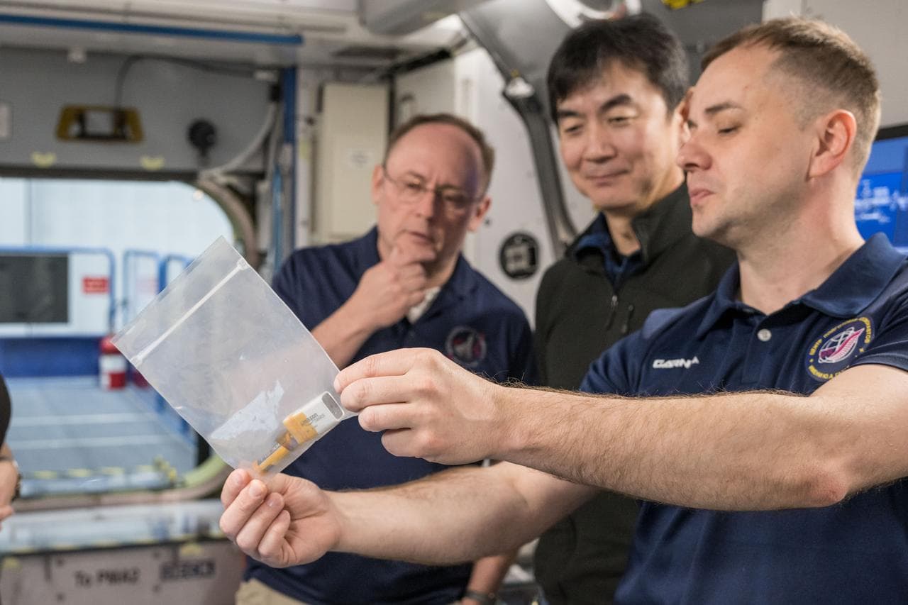 NASA’s SpaceX Crew-11 members train for their International Space Station mission