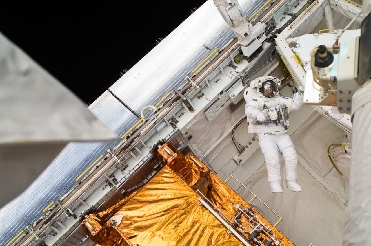 STS-125 MS5 Feustel during EVA5
