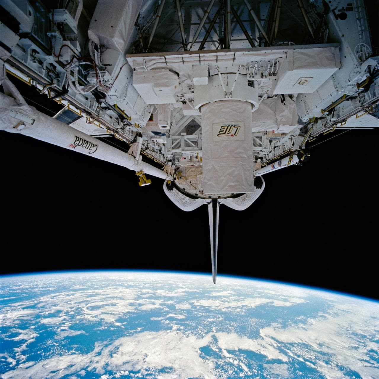 STS-64 Discovery's cargo bay in-flight