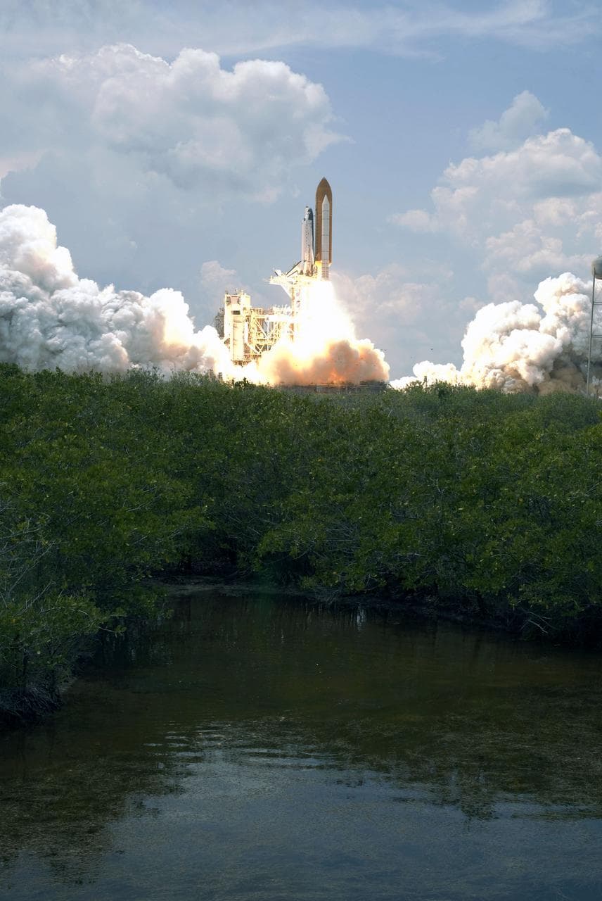 Launch of Space Shuttle Atlantis / STS-125 Mission