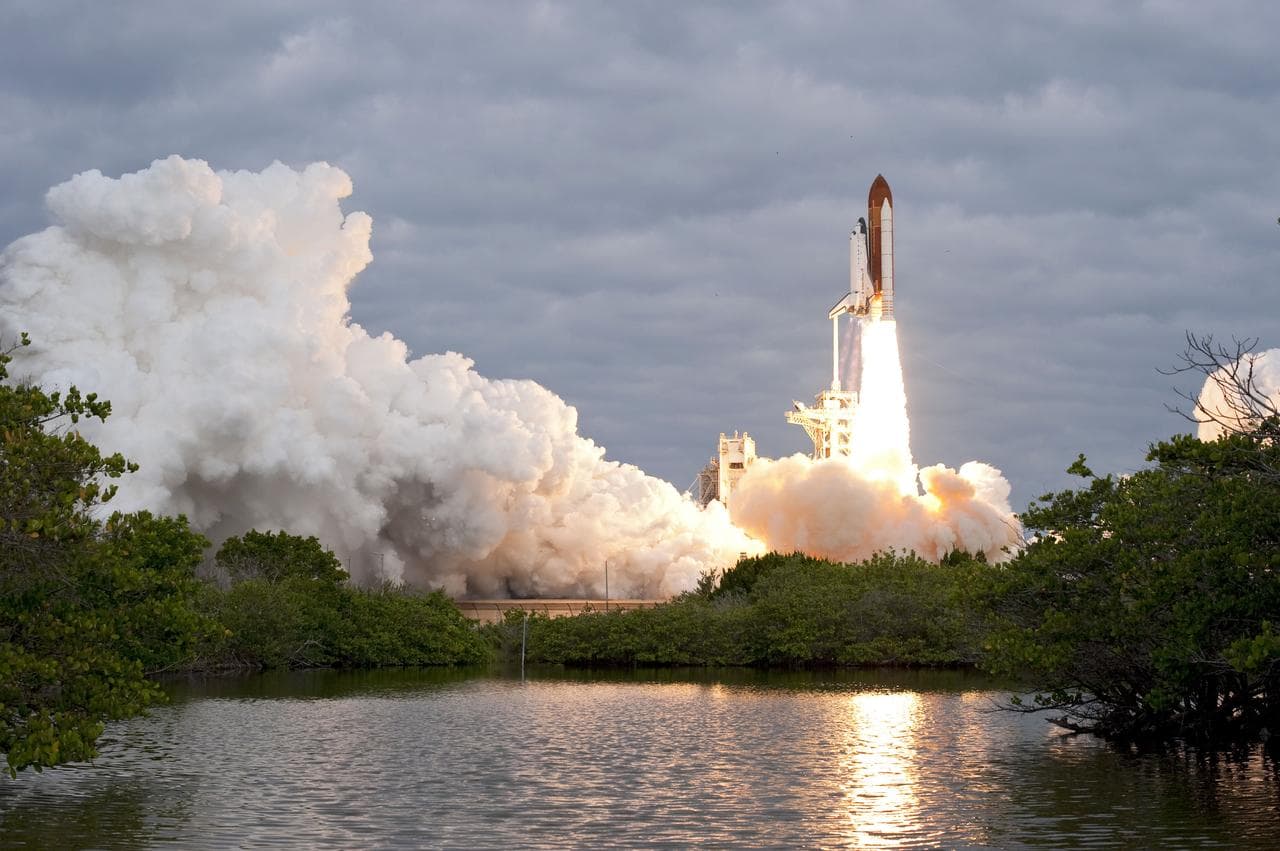 Final Launch of the Space Shuttle Endeavour / STS-134 Mission